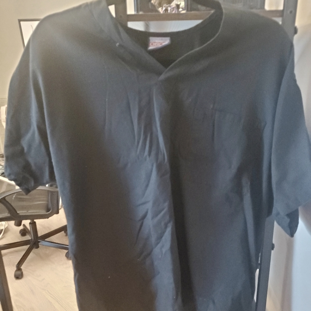 Cherokee Scrubs (top: Medium, bottom: Small)